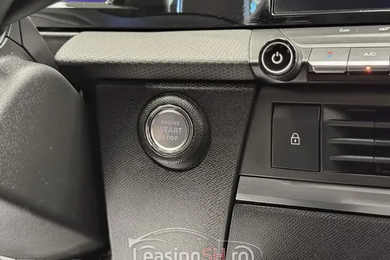 Opel Astra din 2024 cu 32.000 km - oferta OPE101169 - foto 17