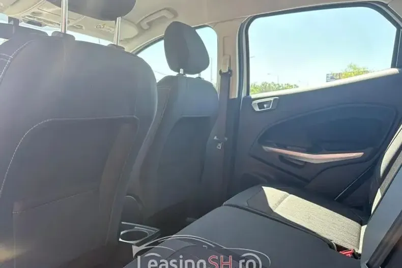 Ford EcoSport din 2019 cu 92.073 km - oferta FOR95922 - foto 4