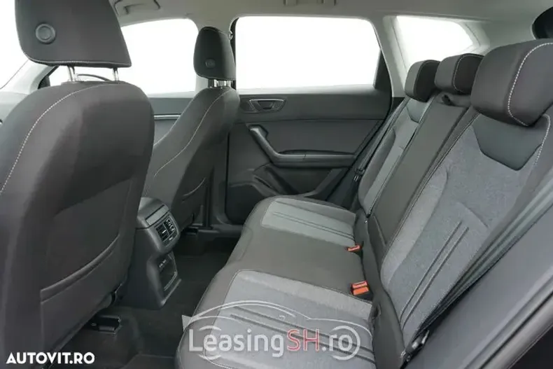Seat Ateca din 2025 cu 5.000 km - oferta SEA95409 - foto 4