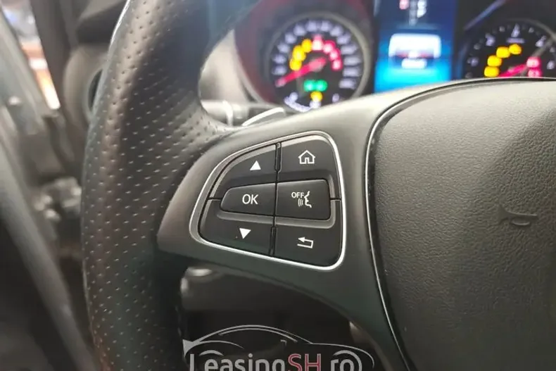 Mercedes-Benz 300 din 2021 cu 95.300 km - oferta MER100260 - foto 3