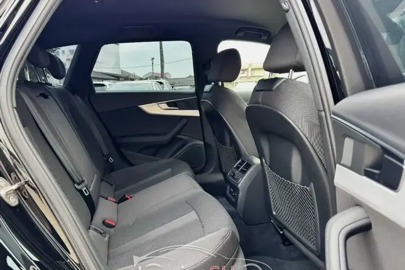 Audi A4 din 2019 cu 153.000 km - oferta AUD102614 - foto 28