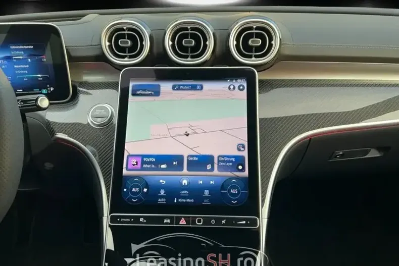 Mercedes-Benz 300 din 2023 cu 3.843 km - oferta MER99335 - foto 4