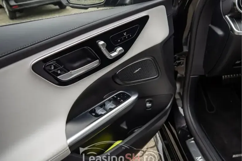 Mercedes-Benz 300 din 2024 cu 12.500 km - oferta MER98366 - foto 6