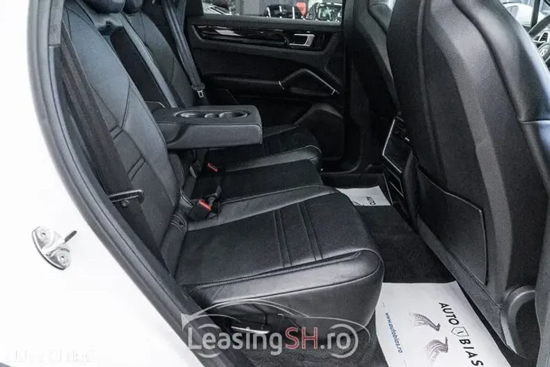 Porsche Cayenne Coupe din 2019 cu 108.000 km - oferta POR95872 - foto 17