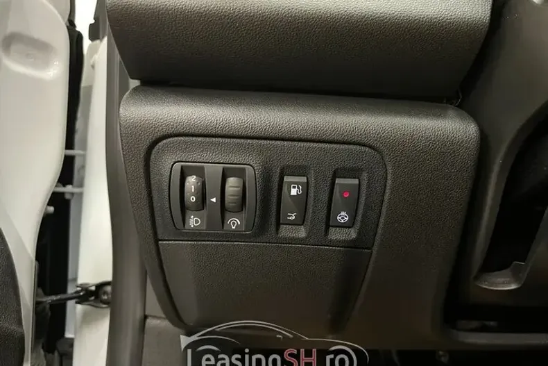 Renault Megane din 2023 cu 58.373 km - oferta REN102975 - foto 19