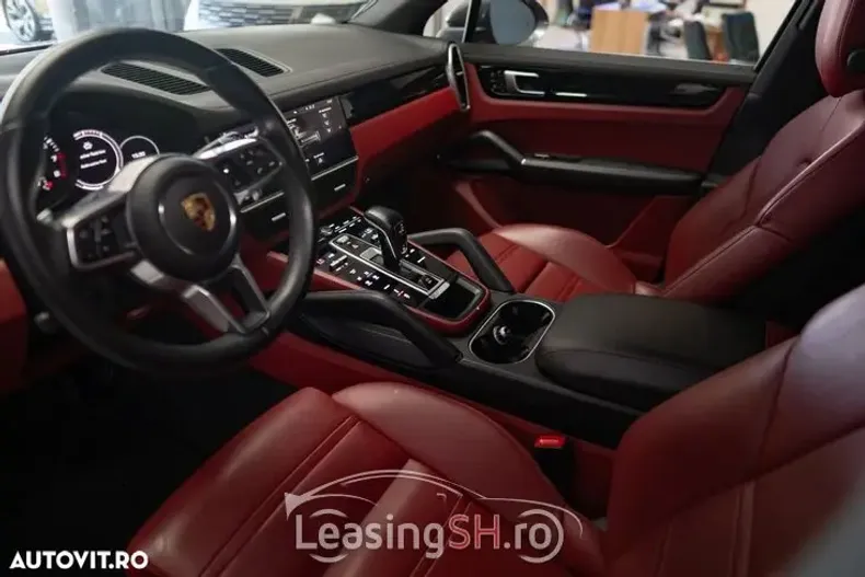 Porsche Cayenne din 2021 cu 68.091 km - oferta POR102781 - foto 8