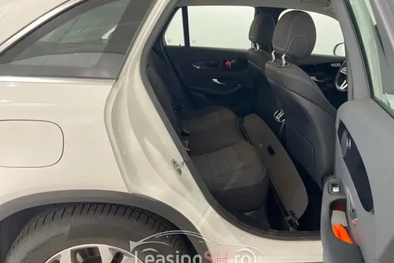 Mercedes-Benz 220 din 2021 cu 68.474 km - oferta MER96697 - foto 17