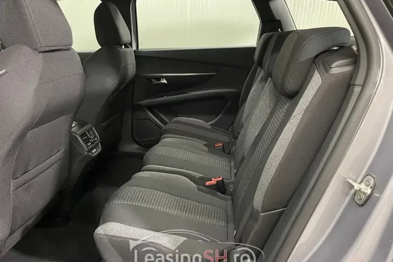 Peugeot 5008 din 2021 cu 157.945 km - oferta PEU102988 - foto 10