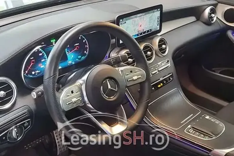 Mercedes-Benz 300 din 2021 cu 30.709 km - oferta MER97123 - foto 2