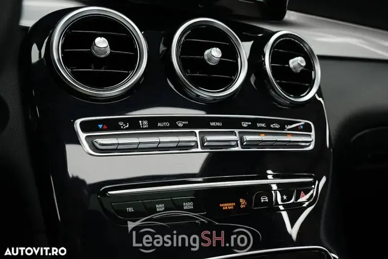 Mercedes-Benz 200 din 2020 cu 48.000 km - oferta MER103016 - foto 28