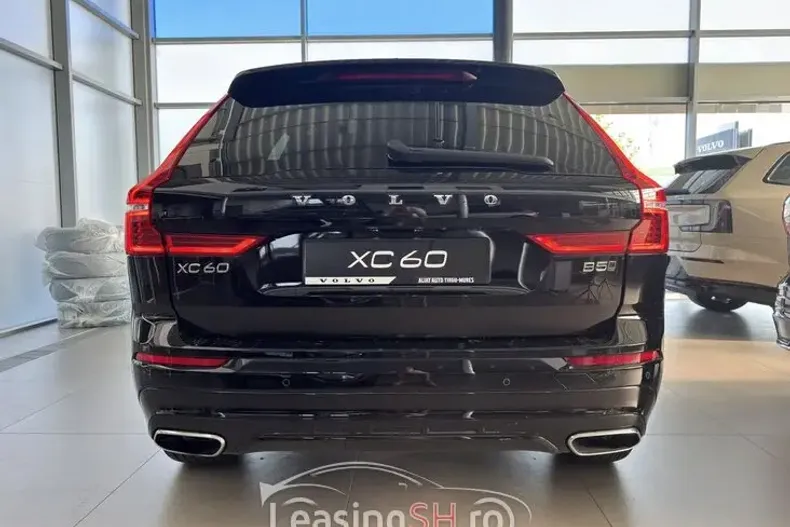 Volvo XC60 din 2020 cu 106.000 km - oferta VOL102401 - foto 5