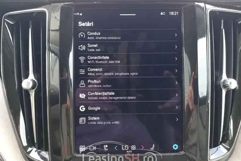 Volvo XC60 din 2022 cu 72.390 km - oferta VOL95920 - foto 23