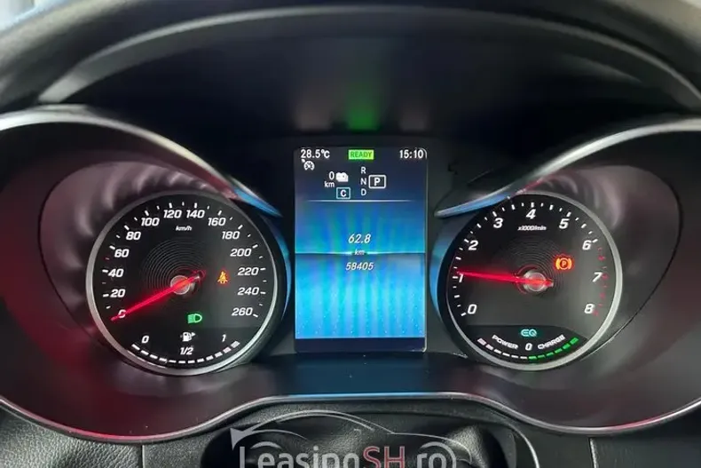 Mercedes-Benz 300 din 2020 cu 58.405 km - oferta MER98593 - foto 29