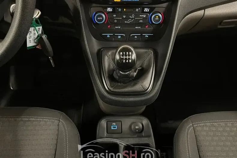 Ford Transit Connect din 2020 cu 154.806 km - oferta FOR102755 - foto 4