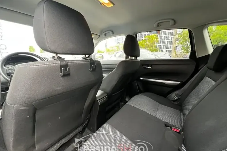 Suzuki Vitara din 2023 cu 25.000 km - oferta SUZ103174 - foto 5