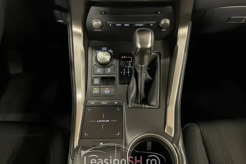 Lexus Seria NX din 2020 cu 37.966 km - oferta LEX102432 - foto 6