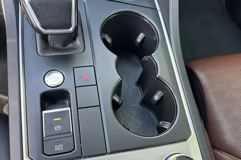 Volkswagen Touareg din 2019 cu 118.000 km - oferta VOL101573 - foto 17