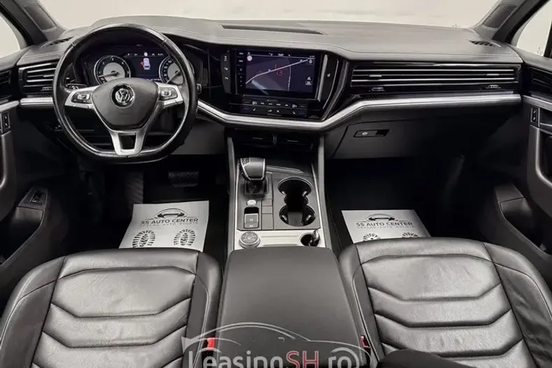 Volkswagen Touareg din 2019 cu 142.000 km - oferta VOL95356 - foto 4