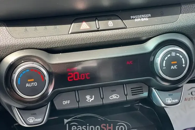Kia Stonic din 2020 cu 49.895 km - oferta KIA102778 - foto 20