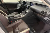 Lexus Seria IS din 2019 cu 168.046 km - oferta LEX103169 - foto 35