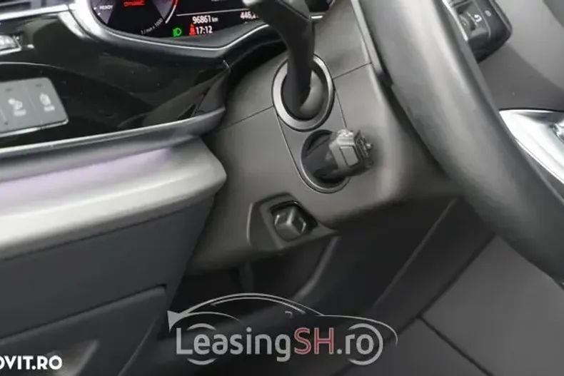 Audi Q8 din 2020 cu 96.861 km - oferta AUD100311 - foto 3