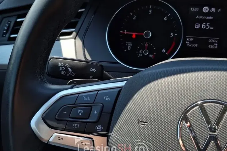 Volkswagen Passat din 2022 cu 157.304 km - oferta VOL100733 - foto 18