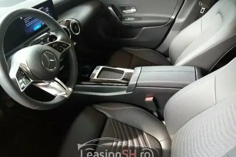 Mercedes-Benz 180 din 2023 cu 7.000 km - oferta MER99617 - foto 11