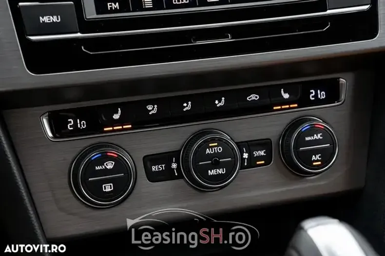 Volkswagen Passat din 2020 cu 88.000 km - oferta VOL100295 - foto 32