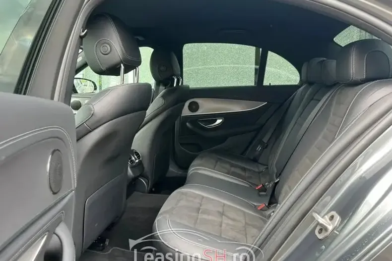 Mercedes-Benz 300 din 2023 cu 25.968 km - oferta MER99322 - foto 8